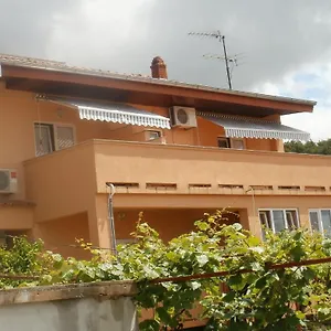 Apartman And Nediljko, Bibinje