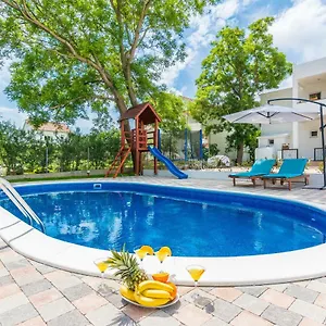 Apartment Marina, Bibinje